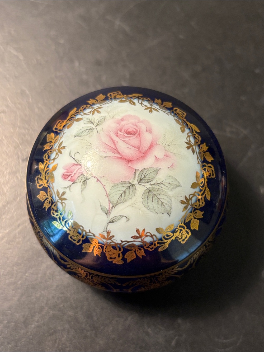 Limoges trinket box - painted rose